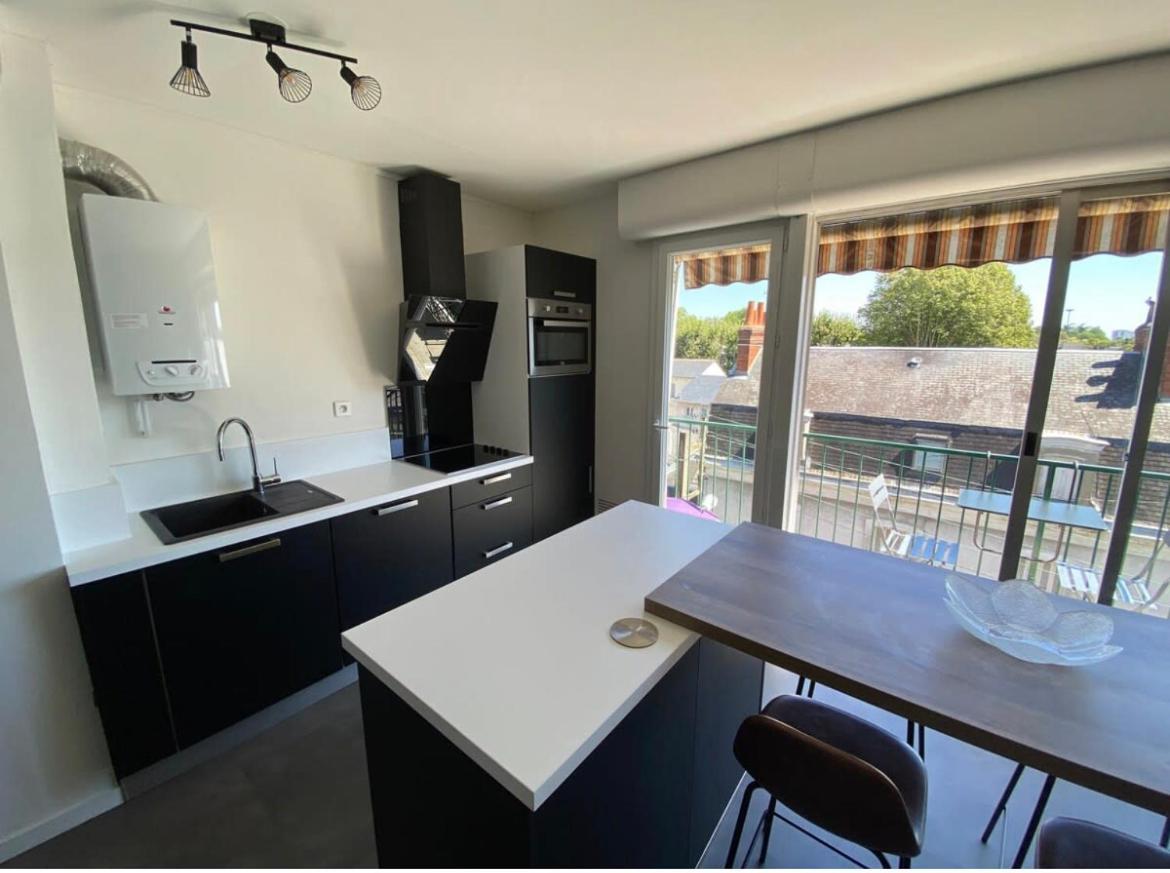 Apartamento Vue Sur Les Toits De Tours Exterior foto